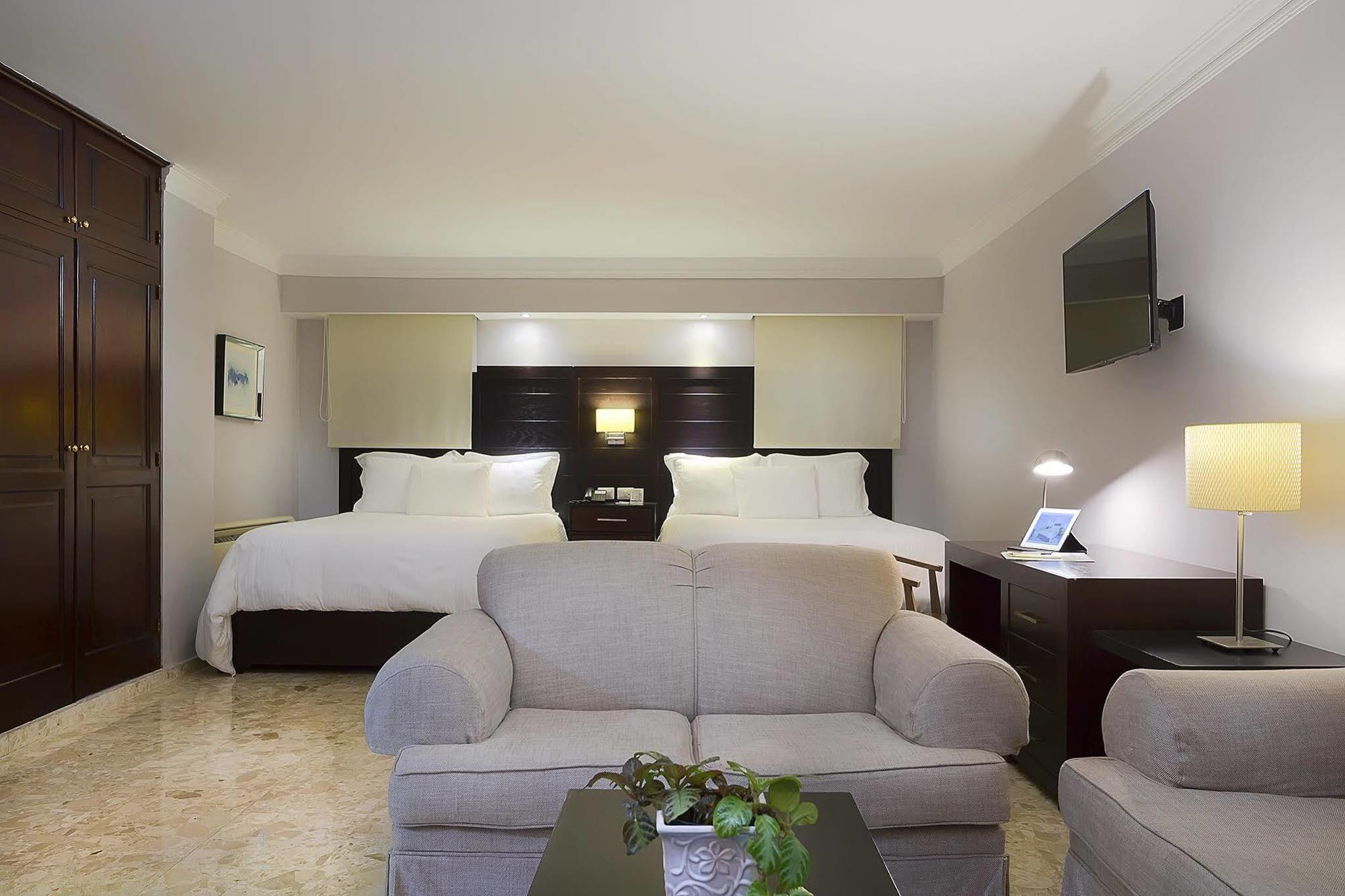 Plaza Florida Suites Santo Domingo Exterior foto